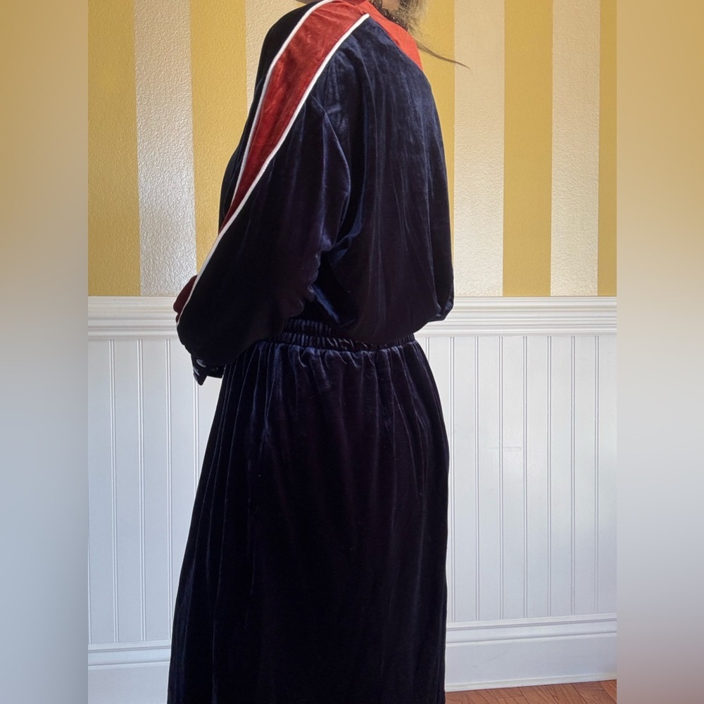 Anthropologie Elegant Velvet V-Neck Dress - Navy Blue - Picture 4 of 6